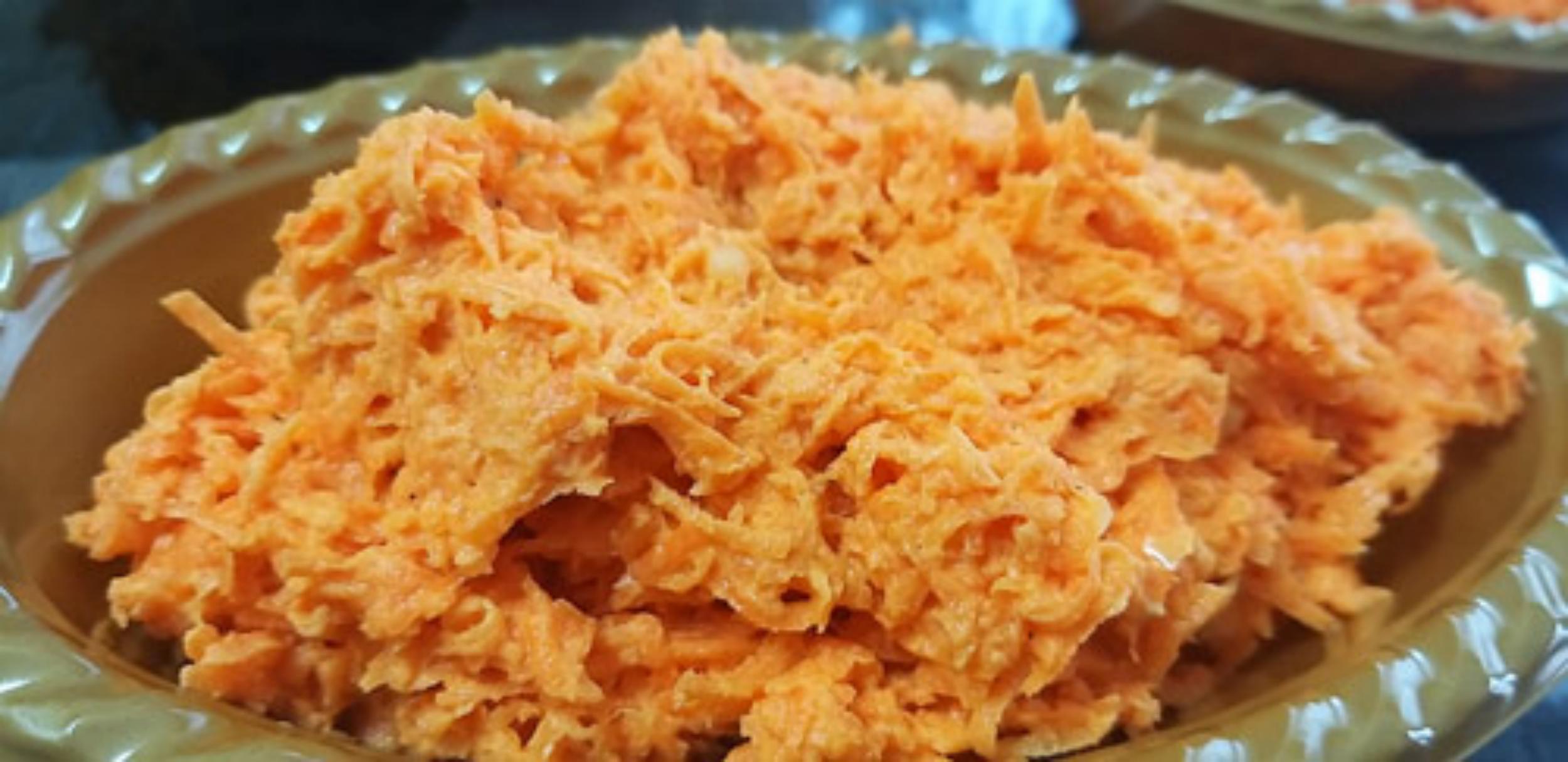 Тёртая морковь с чесноком