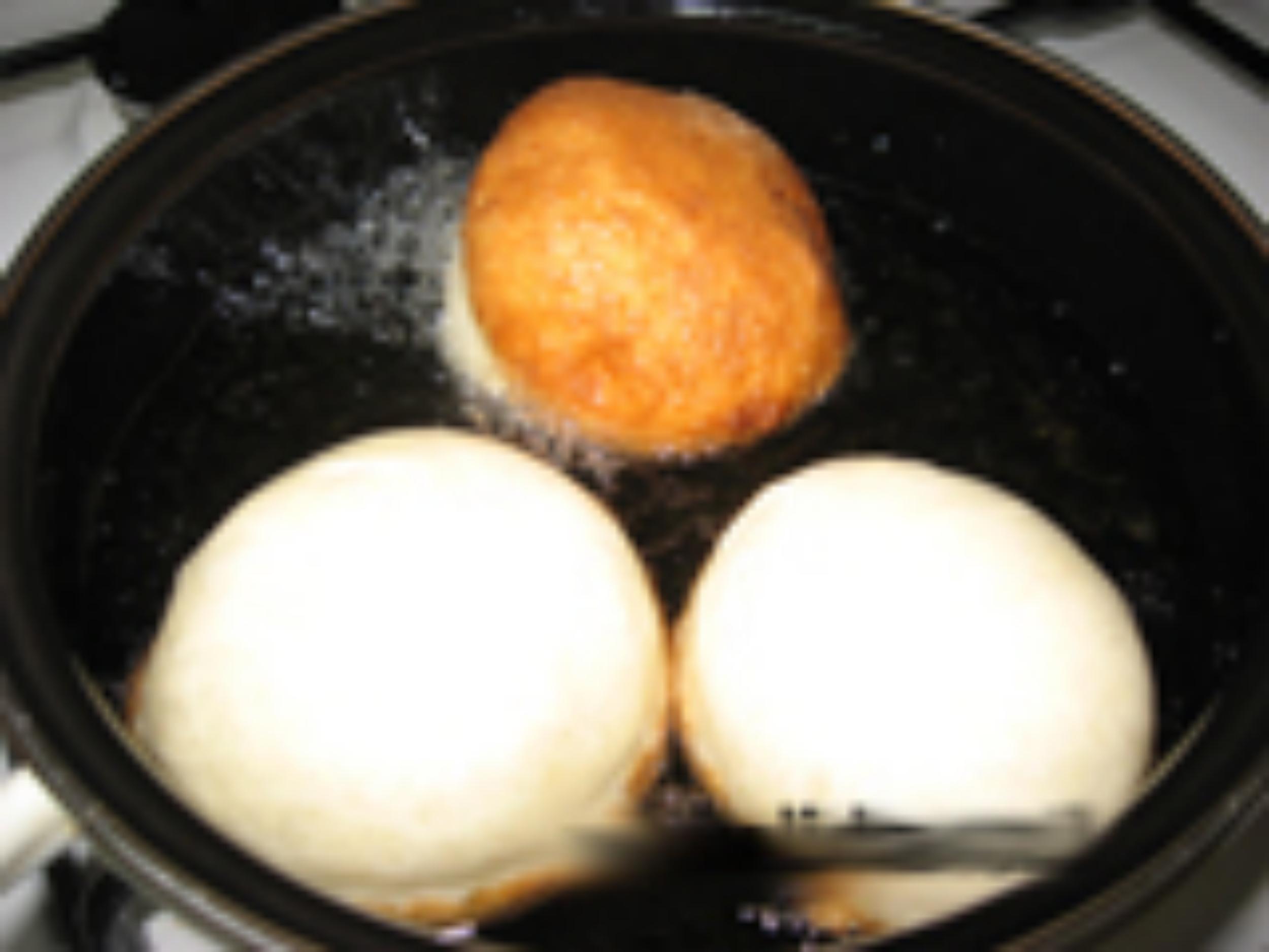 Обжарить суфганиёт с двух сторон